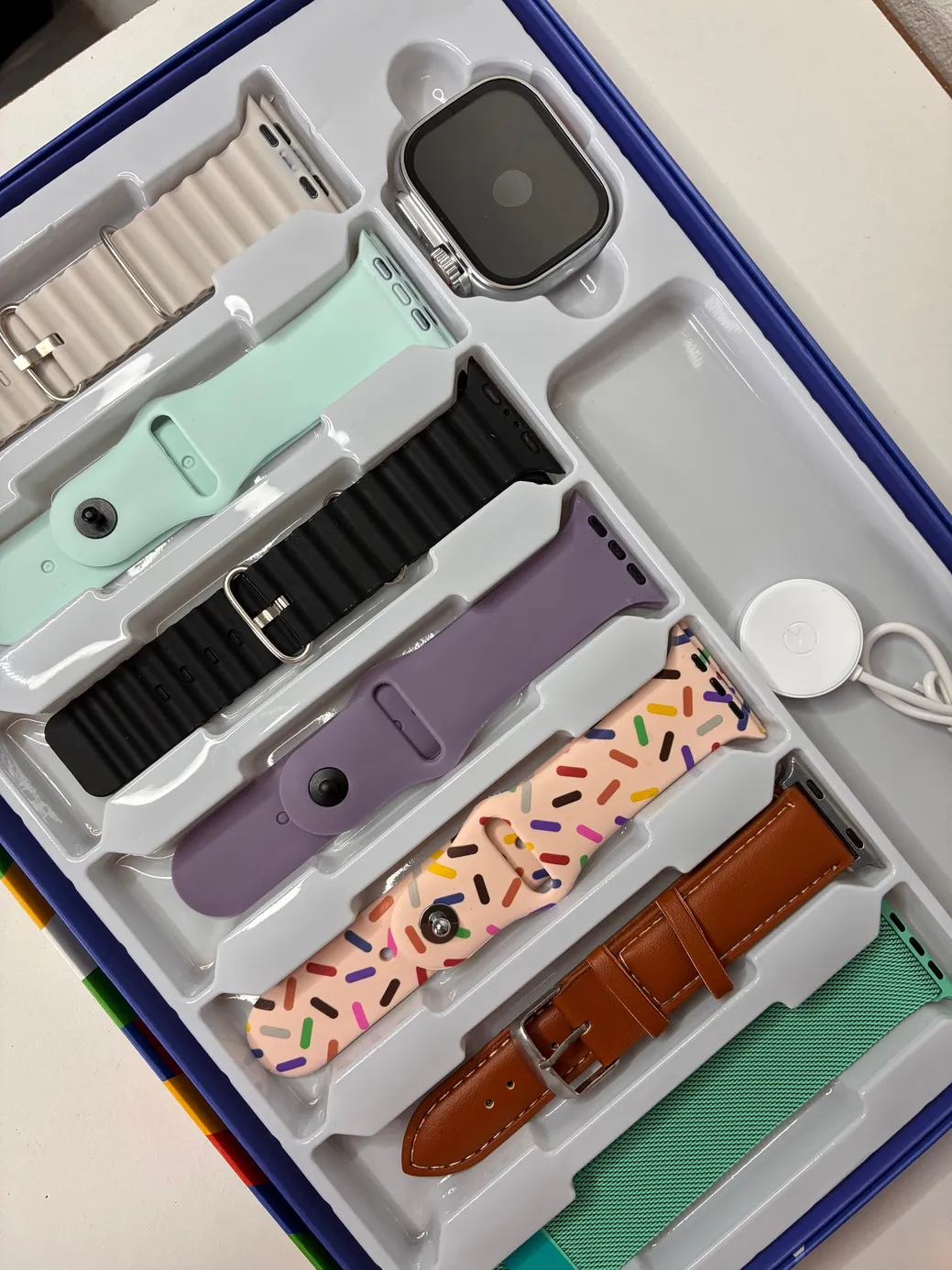 Cofre Smartwatch 7 en 1 con Malla de Metal | Llamadas, Salud y Funciones Completas