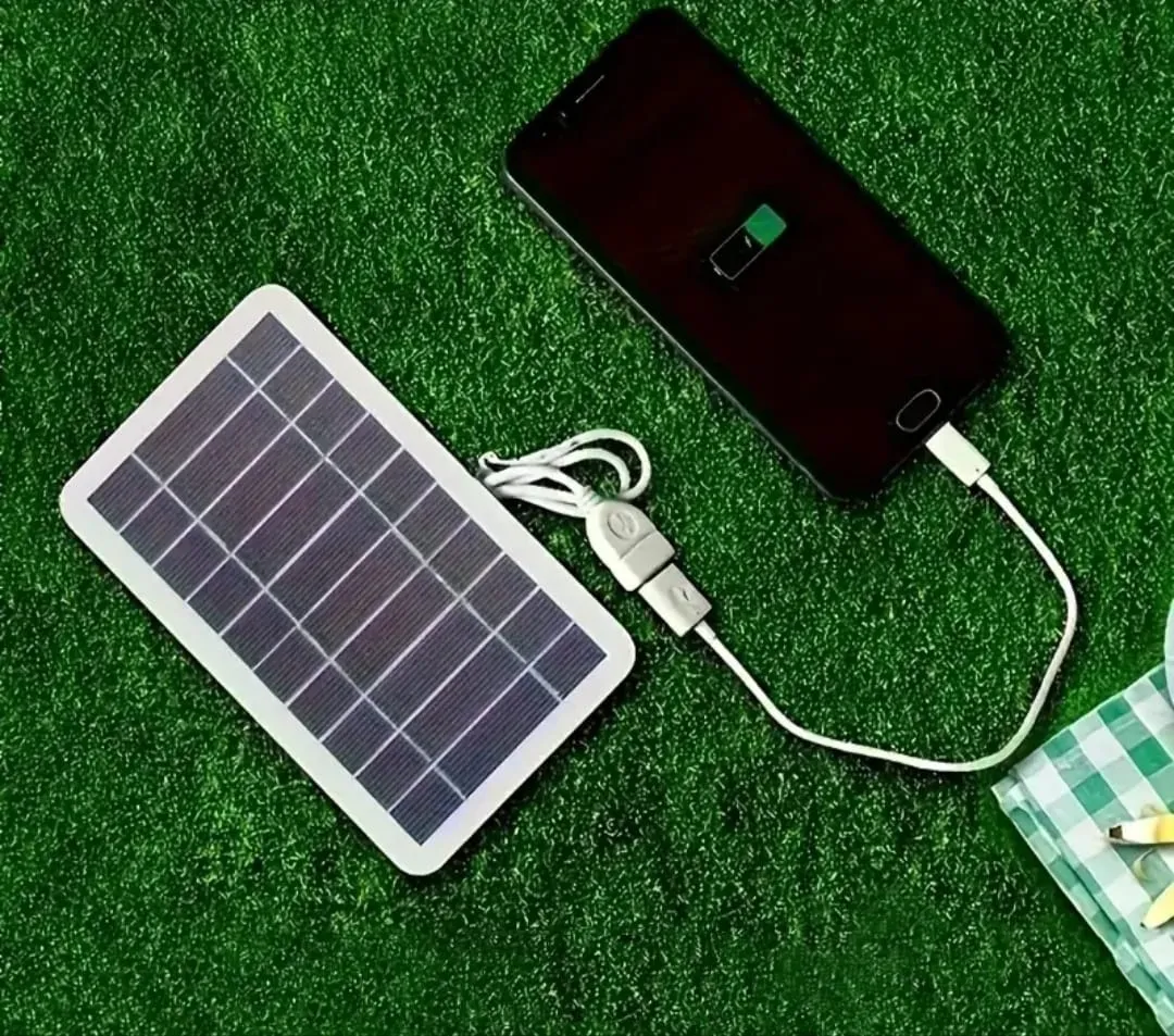 Cargador Solar Portátil USB 2W 5V para Celulares y Dispositivos – Ideal para Camping y Aventuras