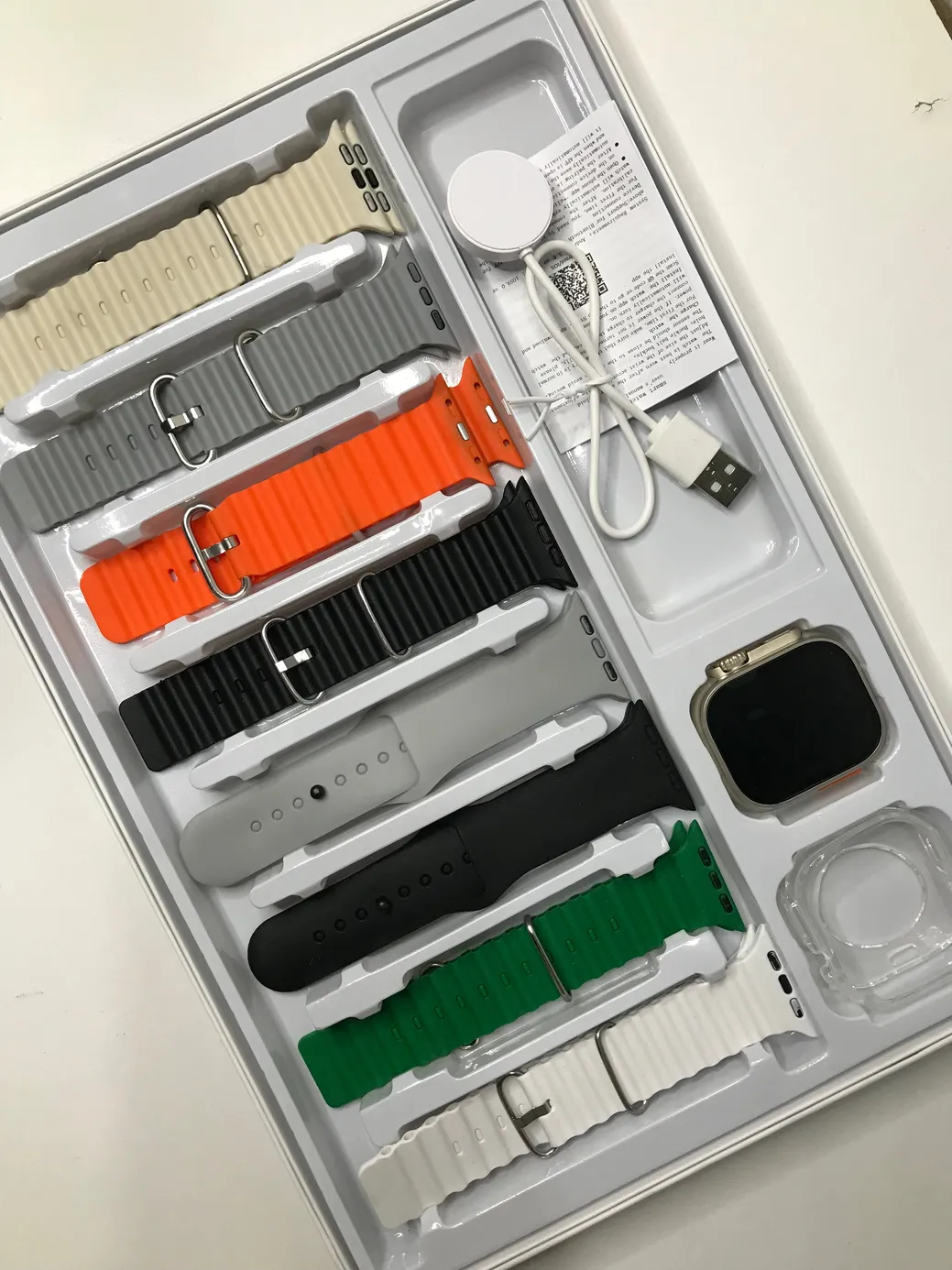 Cofre 8 en 1 Smartwatch Serie Premium + Accesorios | Compatible con iOS y Android