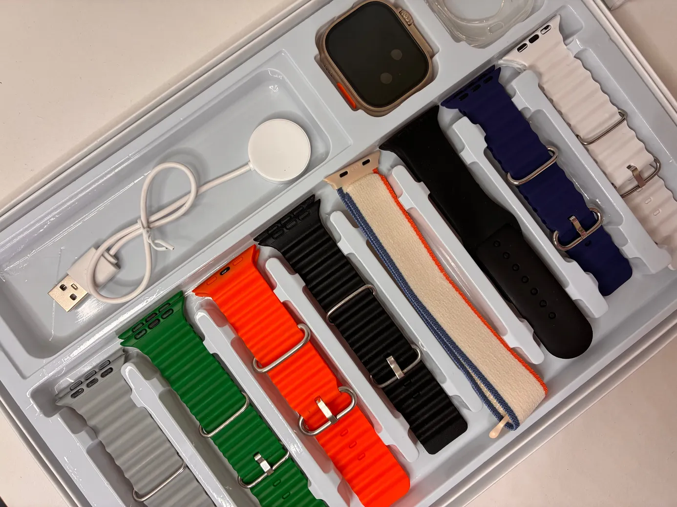 Cofre 8 en 1 Smartwatch Serie Premium + Accesorios | Compatible con iOS y Android