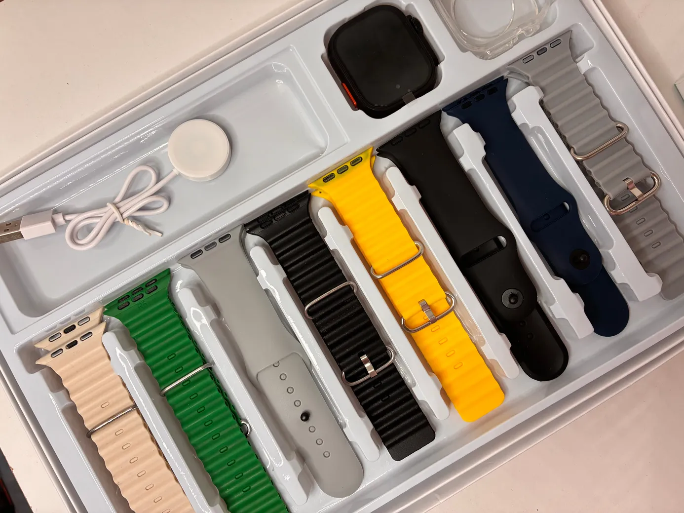 Cofre 8 en 1 Smartwatch Serie Premium + Accesorios | Compatible con iOS y Android